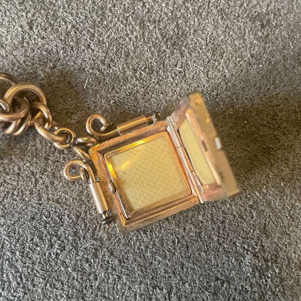 Victorian Gold Tone Locket and Pocket watch Components - Picture 6 of 8